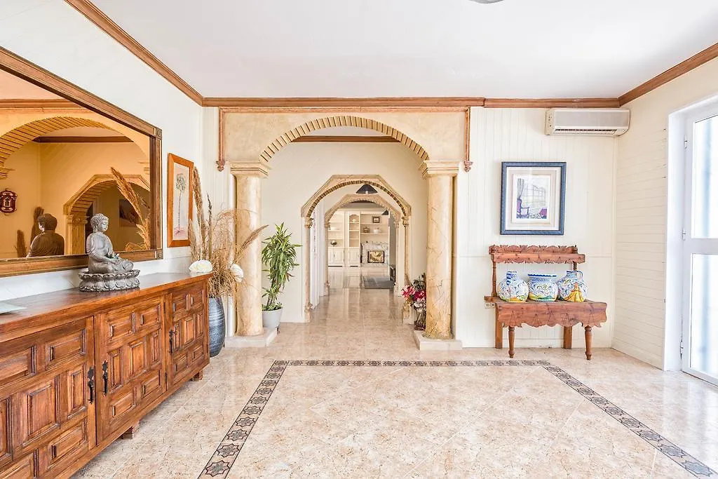 Villa Soledad 10 Marbella