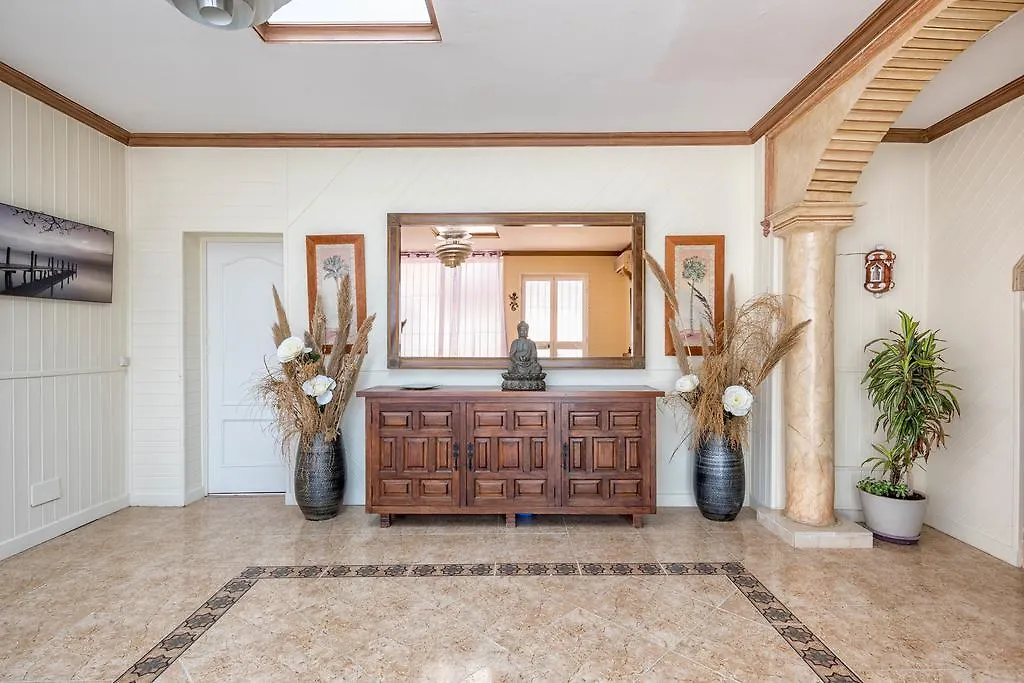 Villa Soledad 10 Marbella